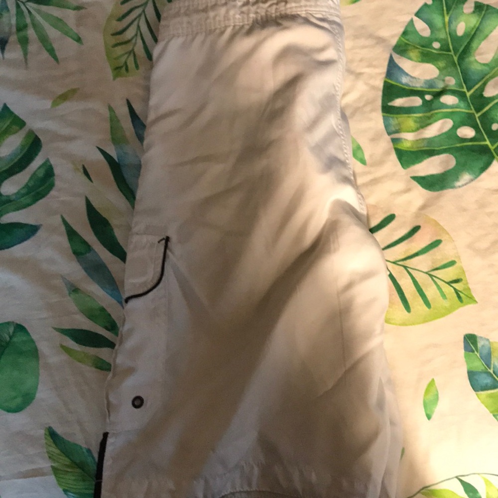 Swimming trunks - Picture 3 of 3